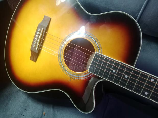 Semi-acoustic Ibanez Guitar - thumbnail 12