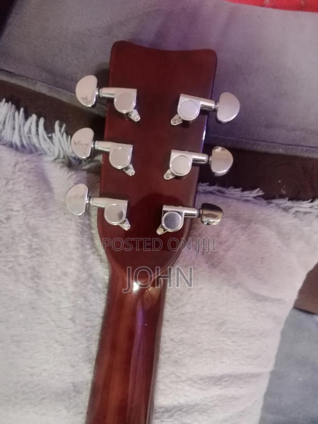Semi-acoustic Ibanez Guitar - thumbnail 17