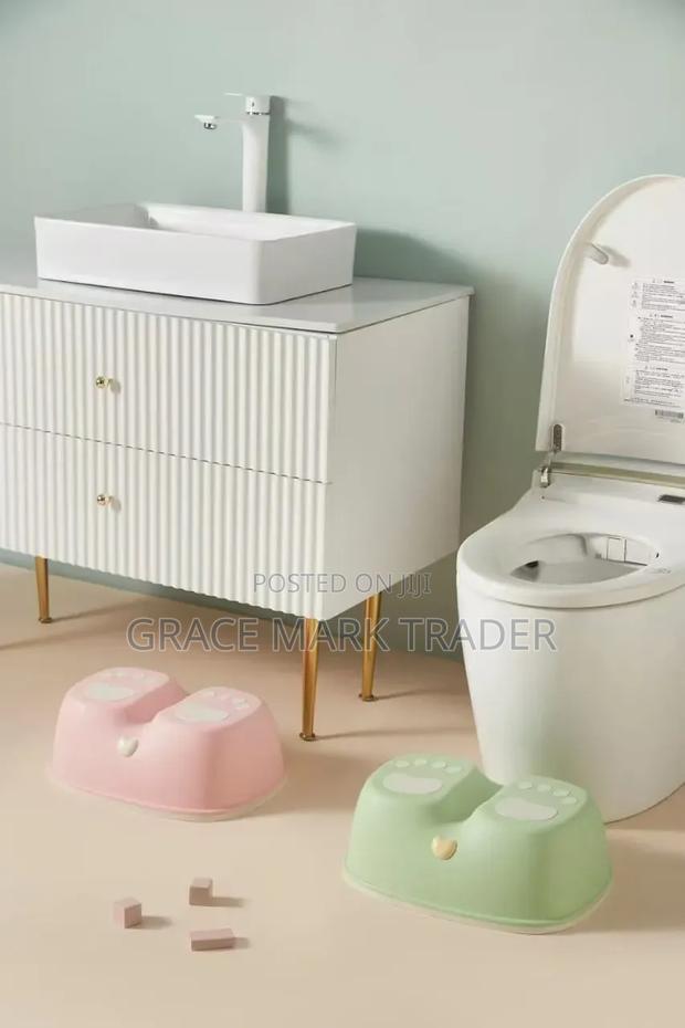 Toilet Feet Stool - thumbnail 2