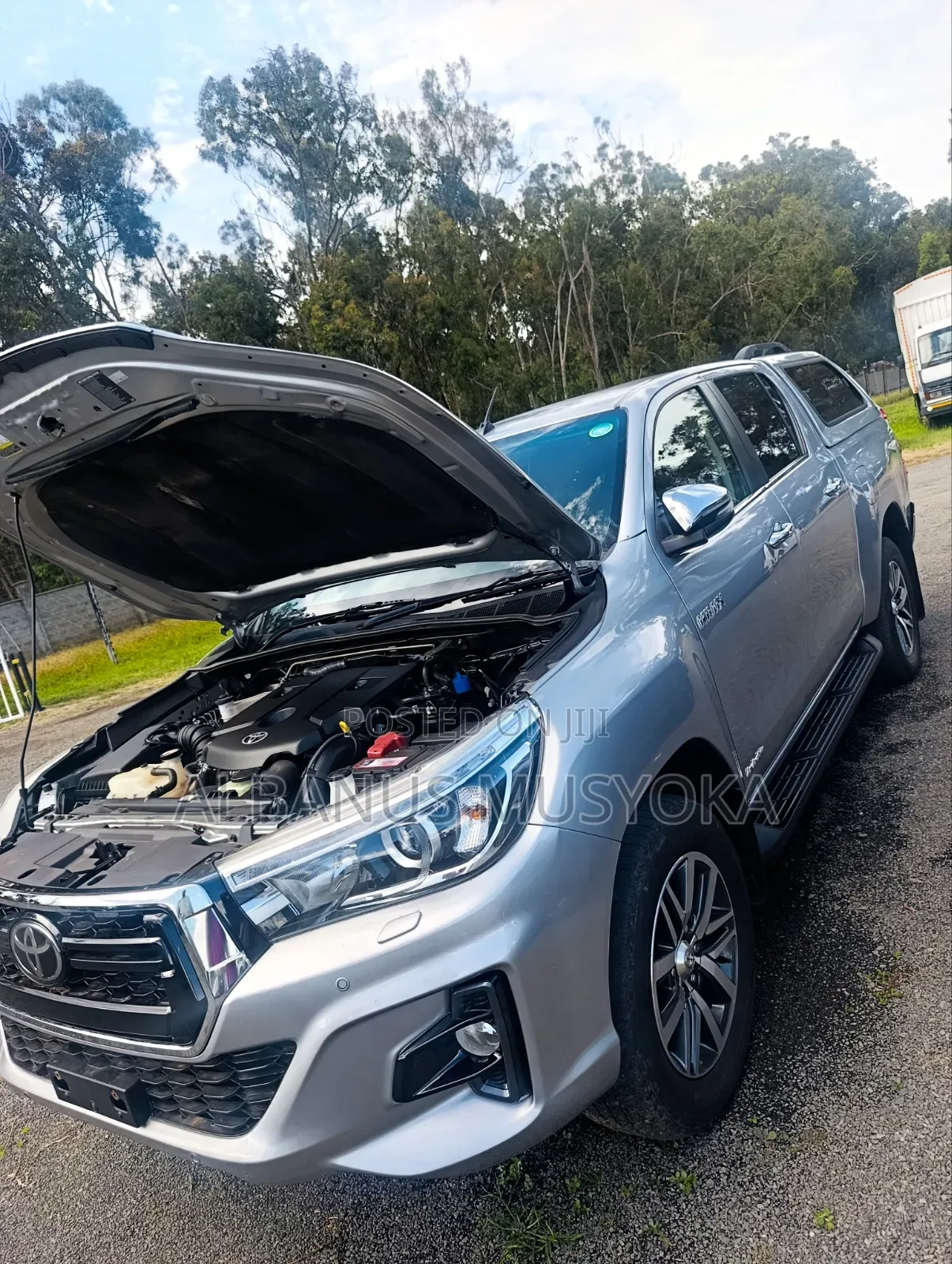Toyota Hilux 2019 Silver