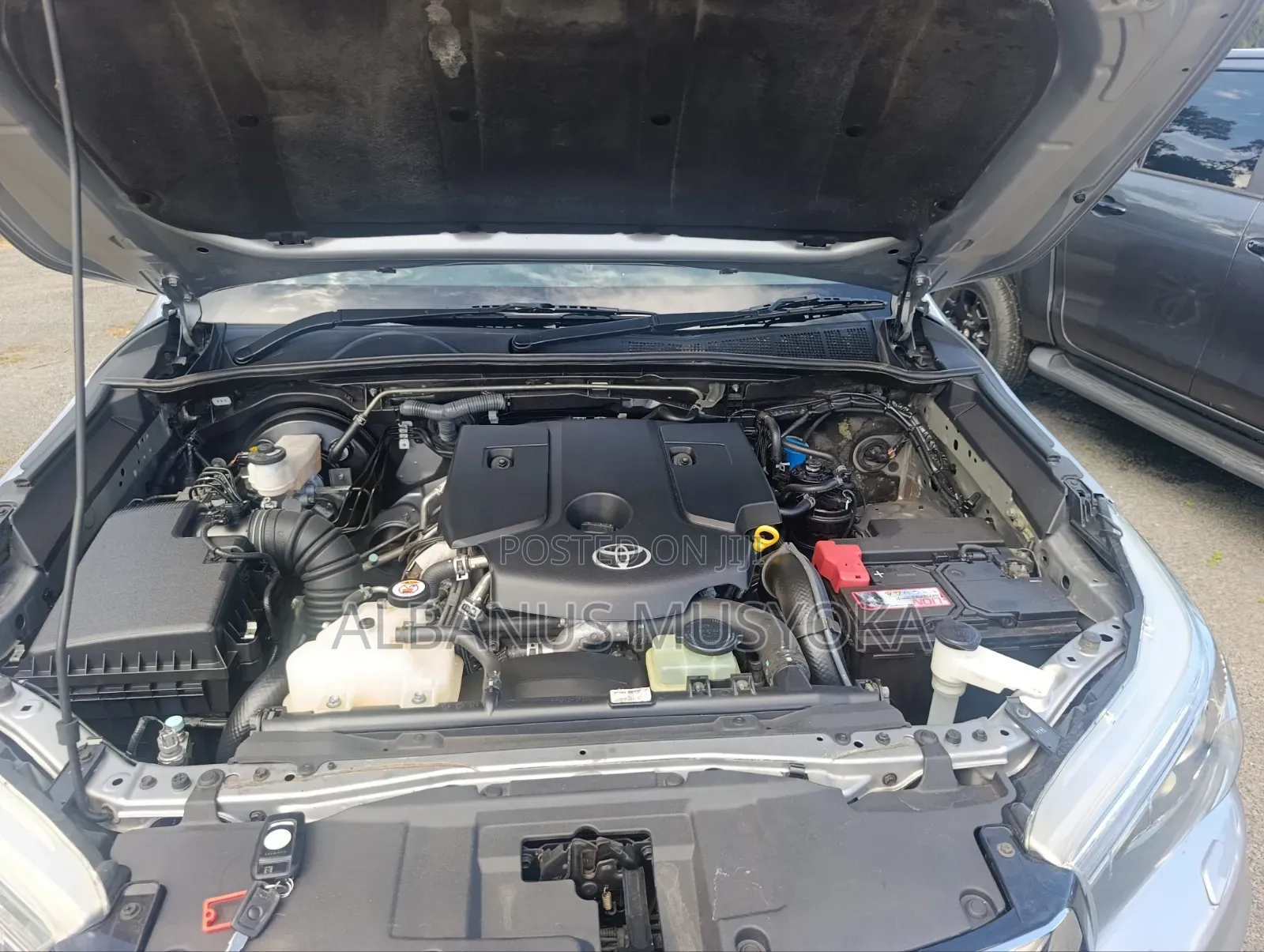 Toyota Hilux 2019 Silver