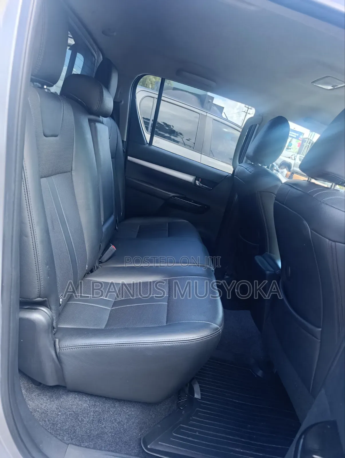 Toyota Hilux 2019 Silver