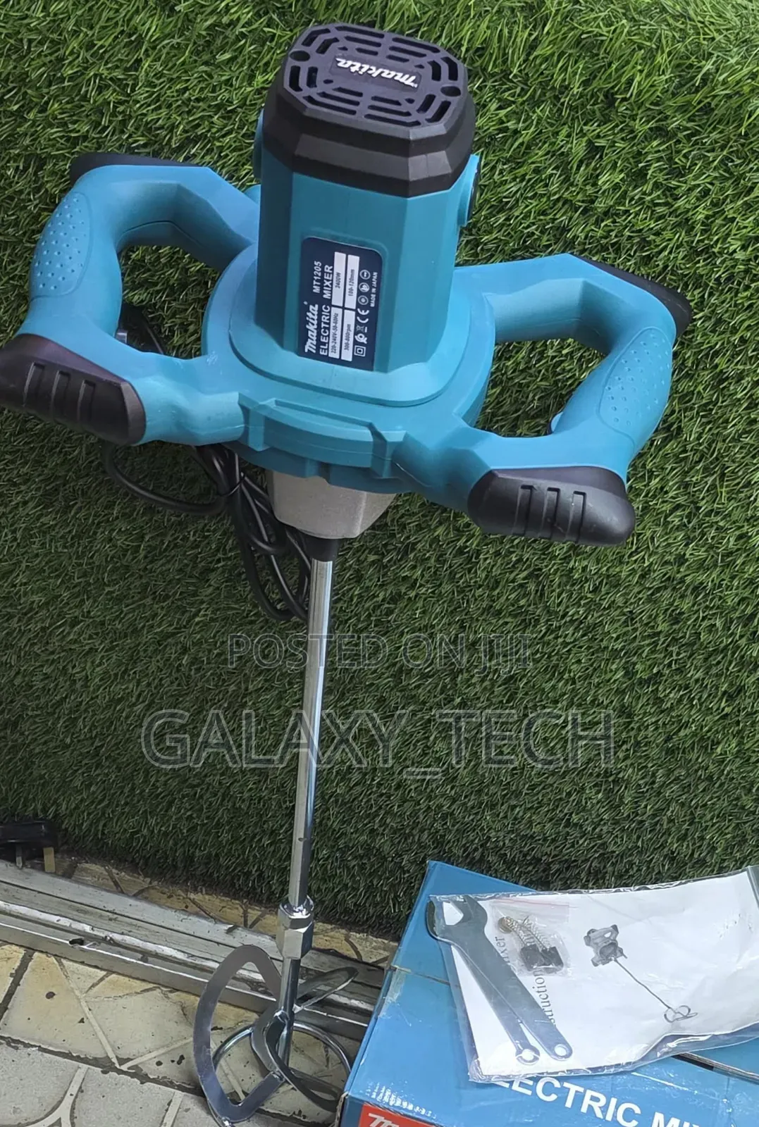 Makita Electric Paint Mixers