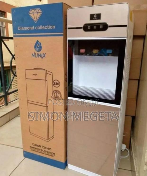 Colour Champagne Nunix Z16c Dispenser