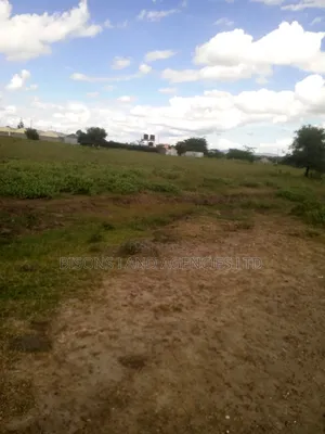 Available 1/4 Plot for Sale in Kitengela