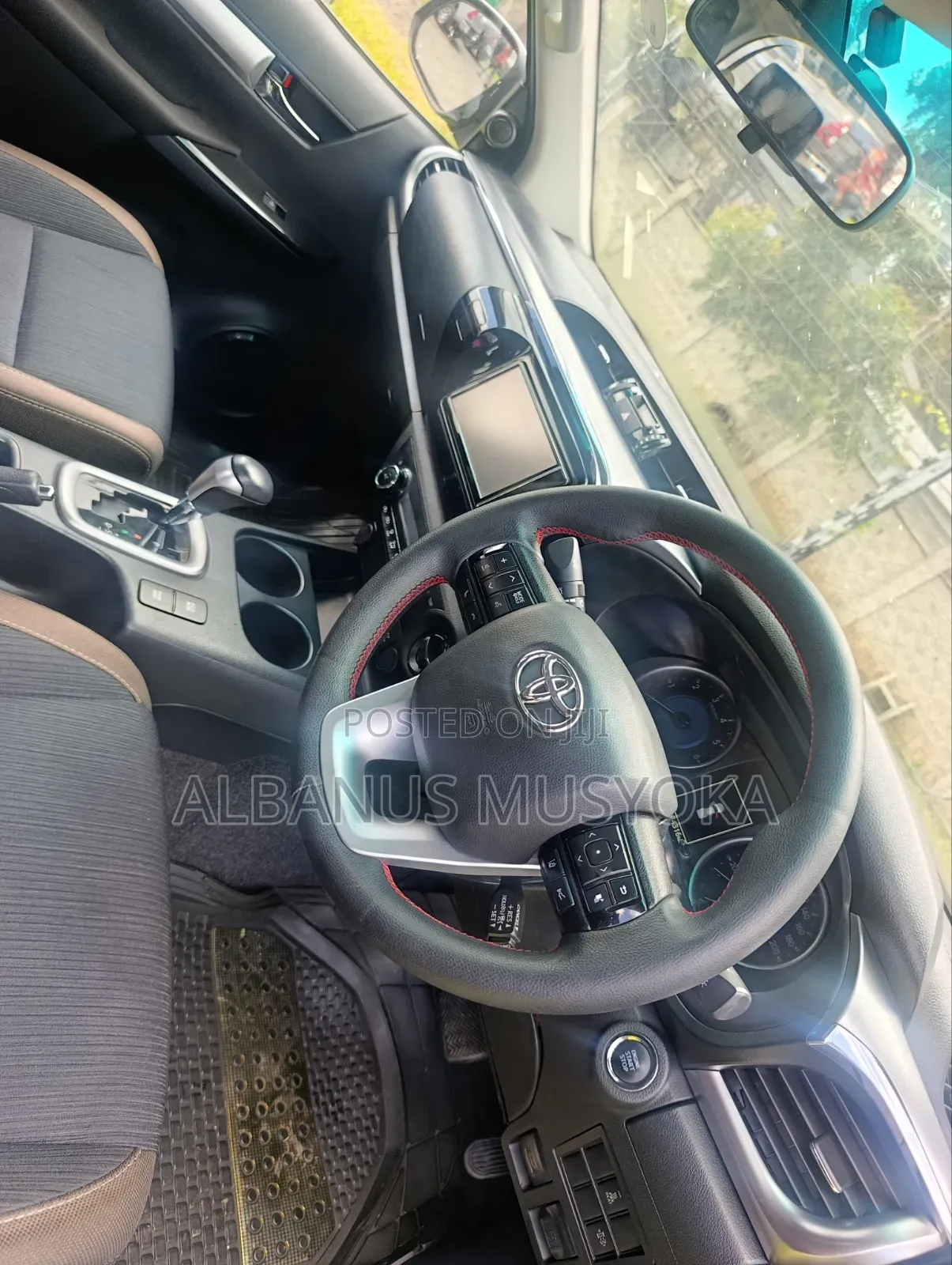Toyota Hilux 2019 Black