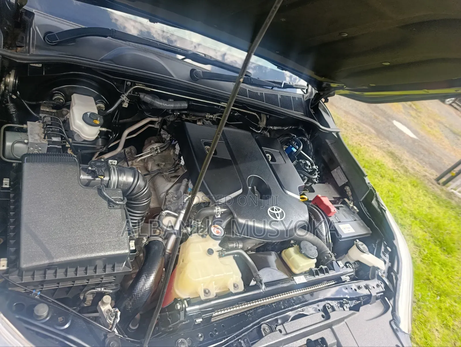 Toyota Hilux 2019 Black