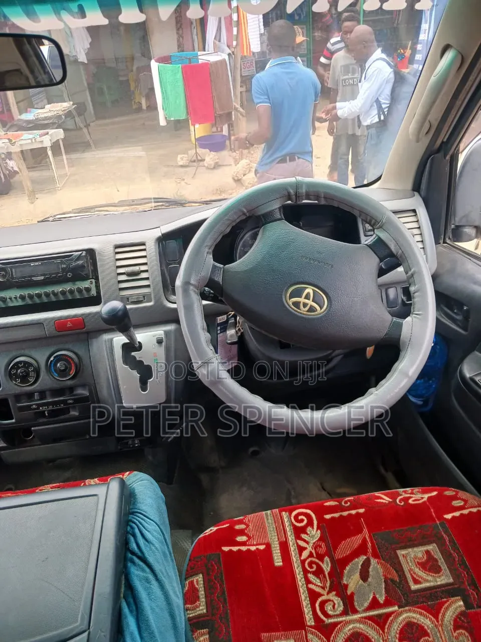 Toyota HiAce 2012 White
