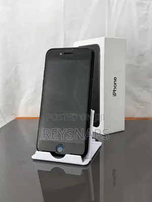 Apple iPhone 7 32 GB Black