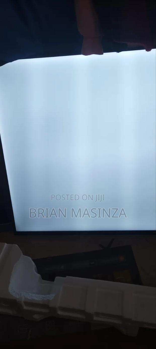 Hisense Malfunctioned Tv - thumbnail 2