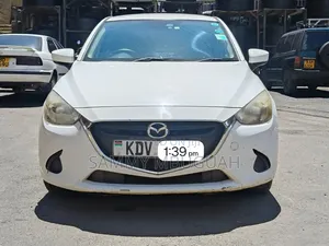 Mazda Demio 2018 Pearl