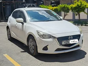 Mazda Demio 2018 Pearl