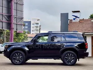 Toyota Land Cruiser Prado 2.8 2024 Black