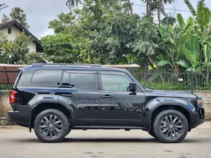 Toyota Land Cruiser Prado 2.8 2024 Black