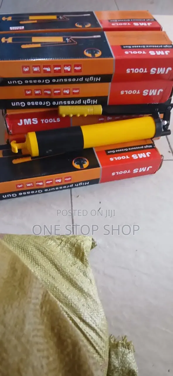 600cc Plastic Handle Cover Grease Gun
