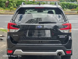 Subaru Forester Premium AWD 2019 Black