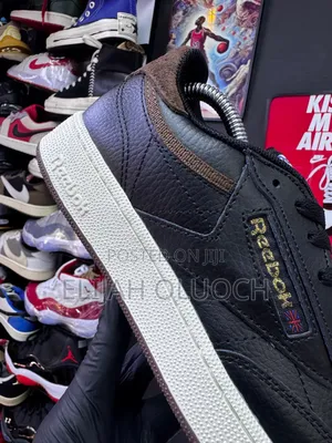 Bodega X Reebox Club C 85 “Range”
 Sizes :_40 41 42 43 44 45