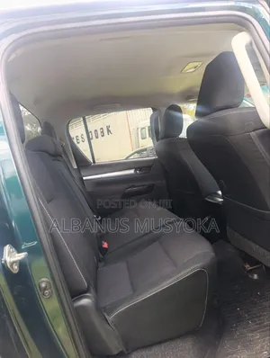 Toyota Hilux 2019 Green