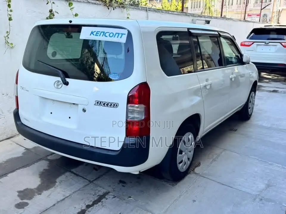 Toyota Succeed 2019 White