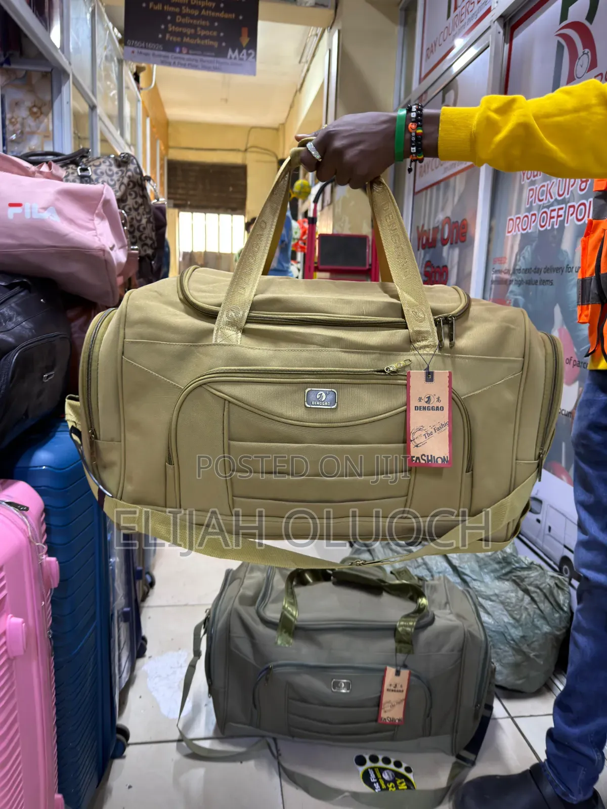 Canvas Material Large Multi Pockets Travel Duffel Bag*
Beige Green