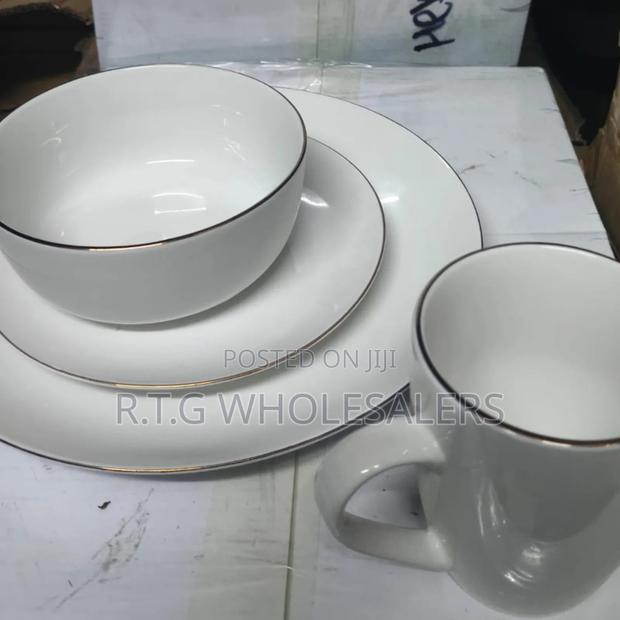 Stylish 24 Piece Ceramic Dinnerware Set Plates Bowls