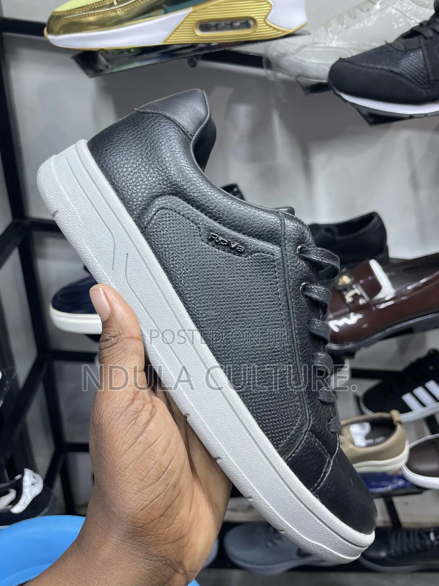Mens Casual Sneakers Rova