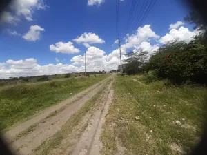 Available 100 Acres Land for Sale in Kajiado County at Konza City