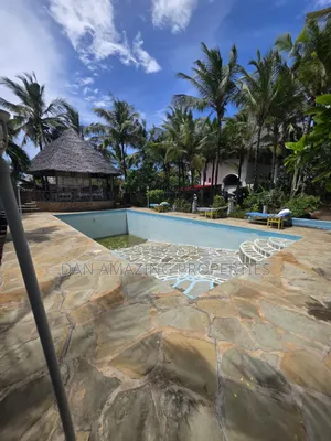 Furnished 5bdrm Villa in Giulia On 1/2 Acre, Watamu for sale