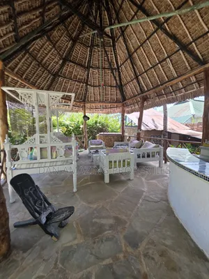 Furnished 5bdrm Villa in Giulia On 1/2 Acre, Watamu for sale