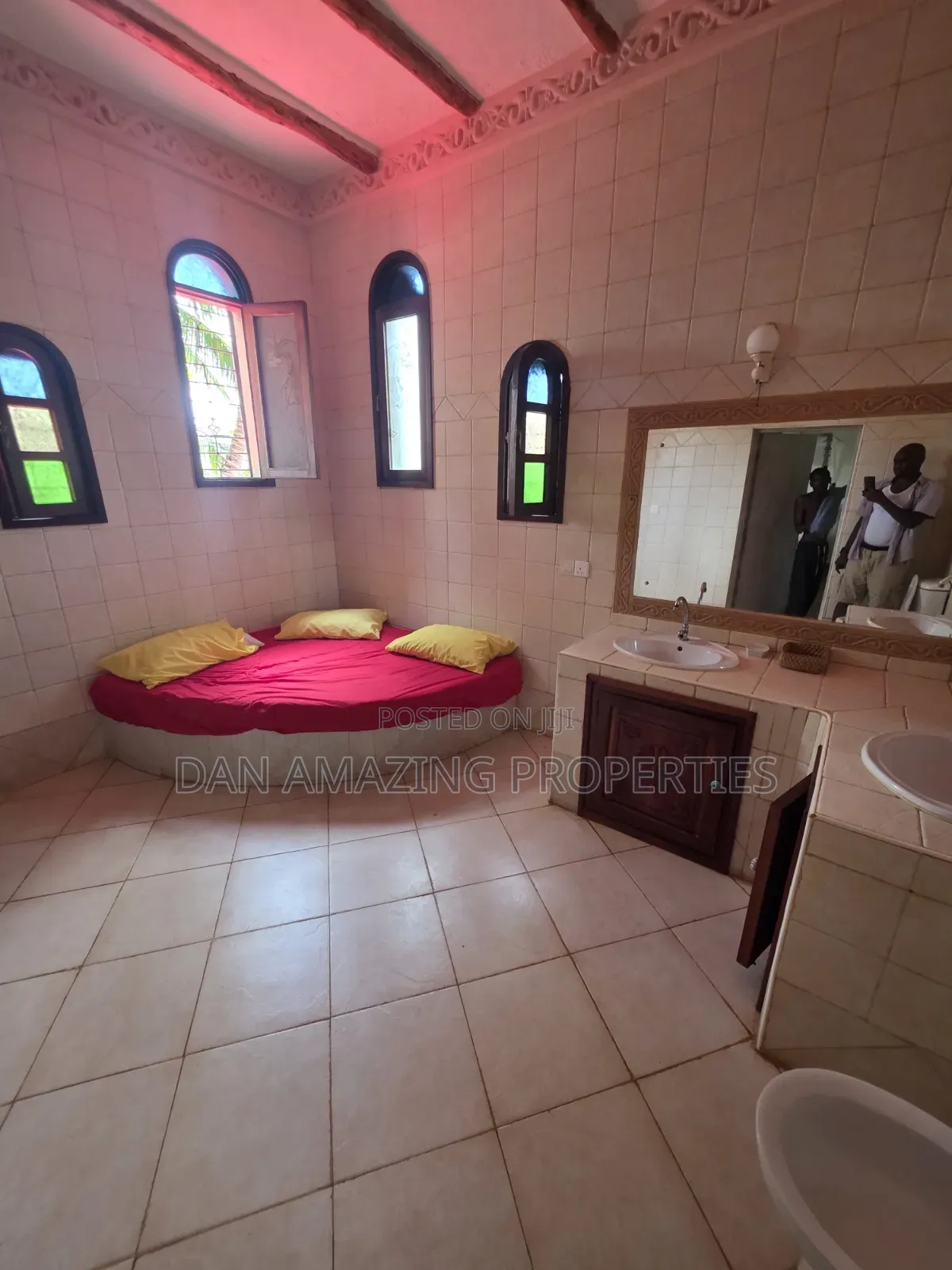 Furnished 5bdrm Villa in Giulia On 1/2 Acre, Watamu for sale