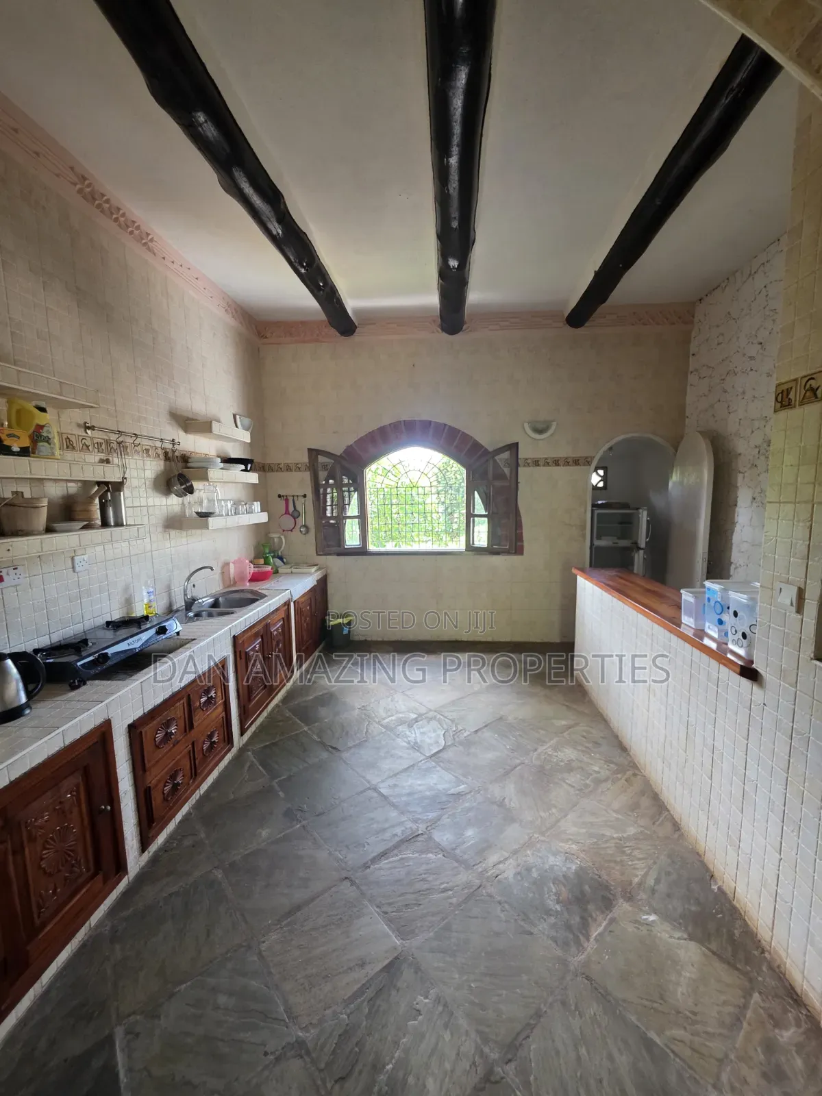 Furnished 5bdrm Villa in Giulia On 1/2 Acre, Watamu for sale