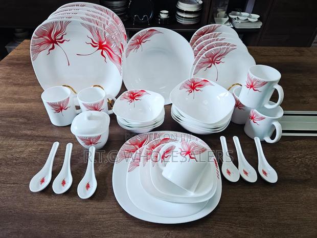 Elegant 39 Piece Square Opal Dinner Set