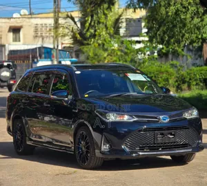 Toyota Corolla Fielder 1.5 Hybrid FWD 2019 Blue