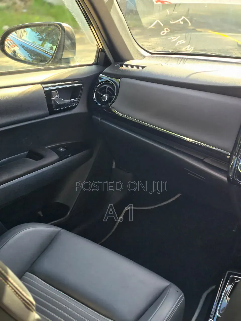 Toyota Corolla Fielder 1.5 Hybrid FWD 2019 Blue
