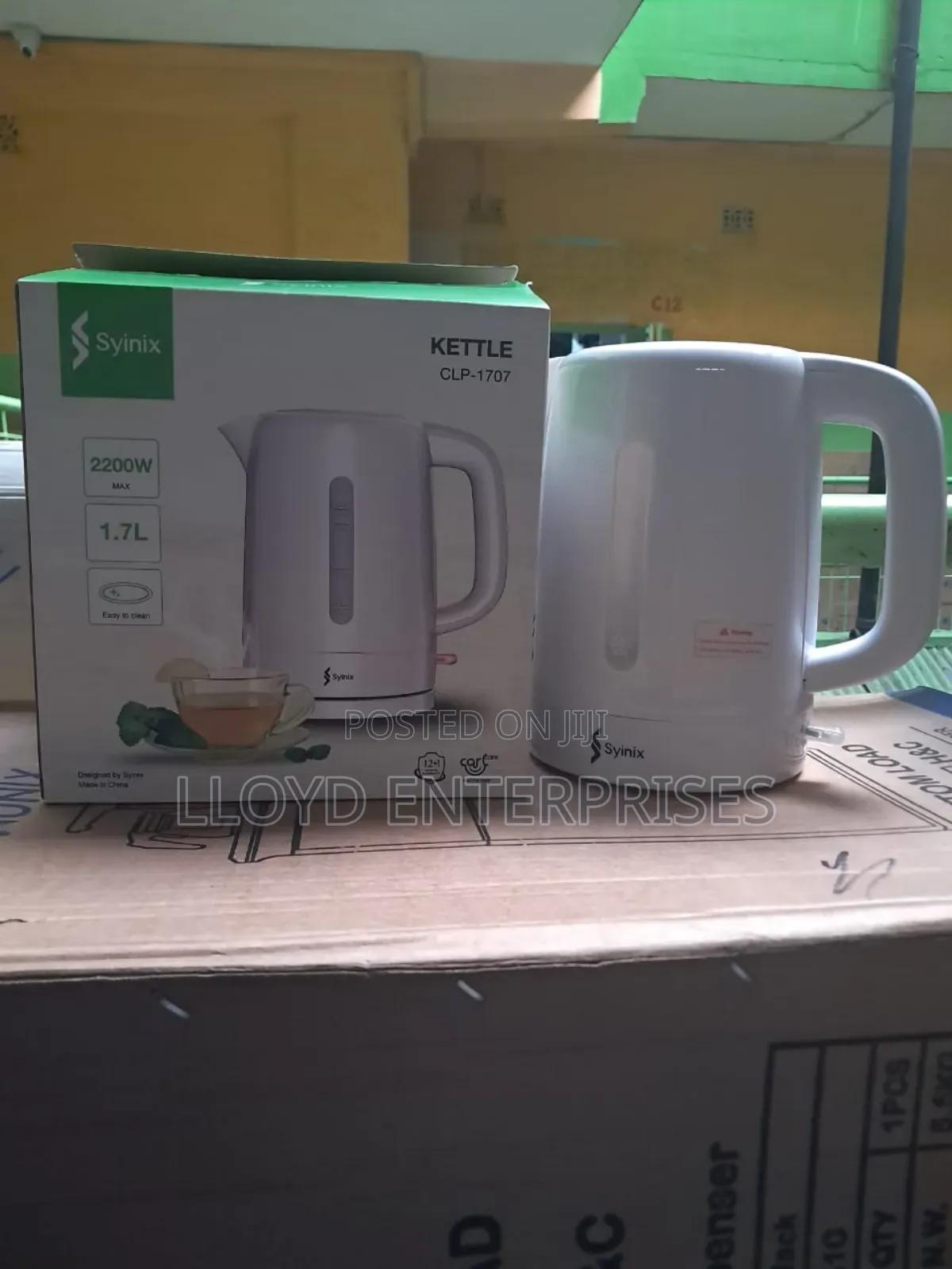 2200watts 1.7l Syinix Water Kettle -White