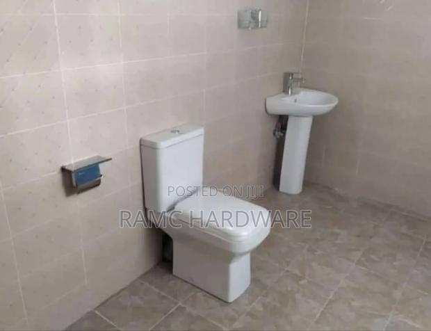 Half Set Toilet