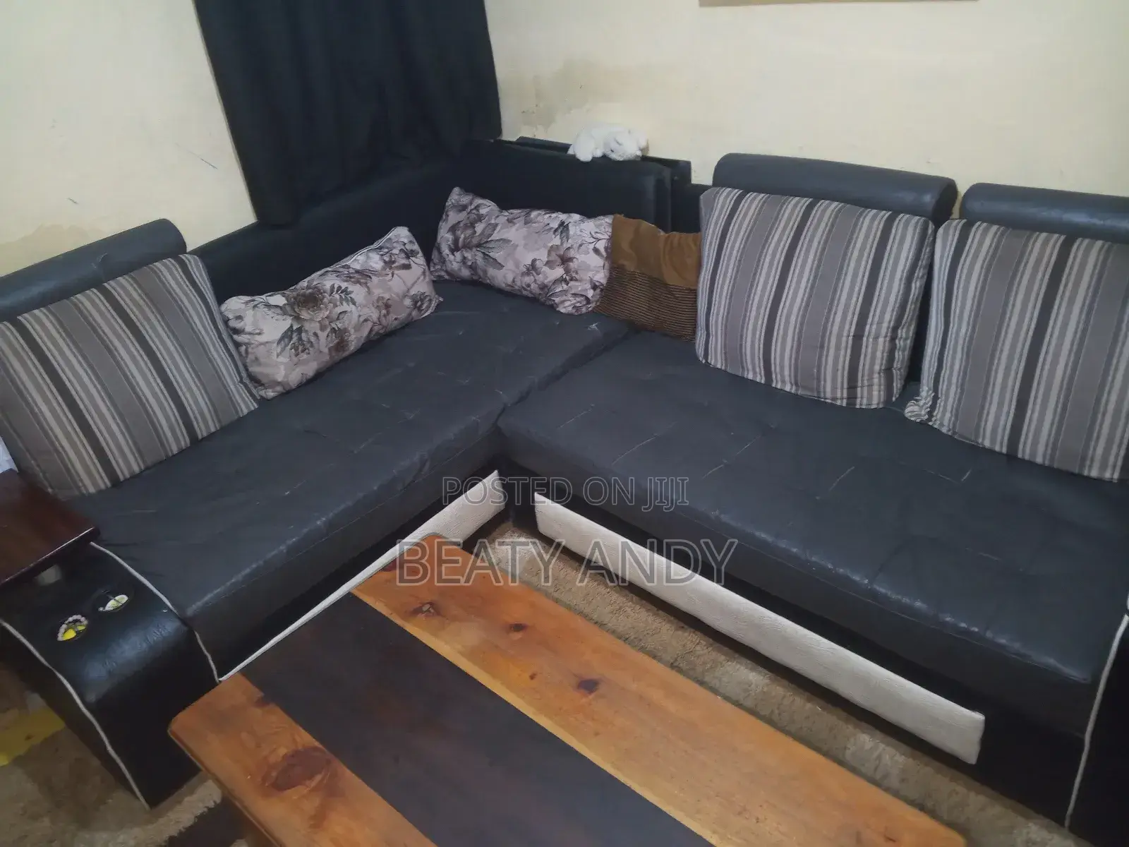 5-Seater Sofa-Used