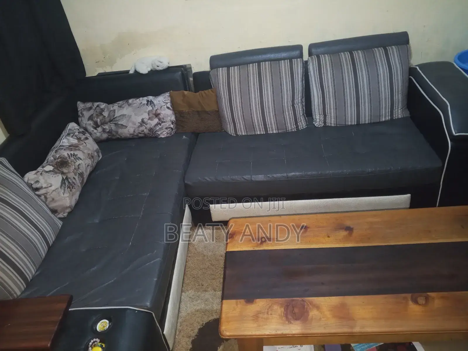 5-Seater Sofa-Used