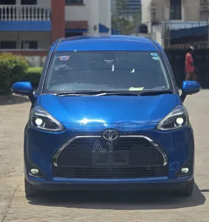 Toyota Sienta 1.5 Hybrid FWD (6-seater) 2018 Blue