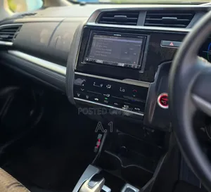 Honda Fit 2019 Pearl