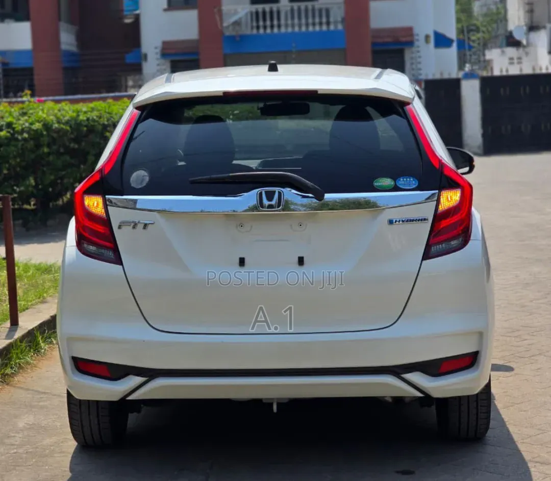 Honda Fit 2019 Pearl