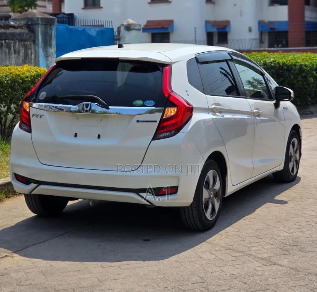 Honda Fit 2019 Pearl