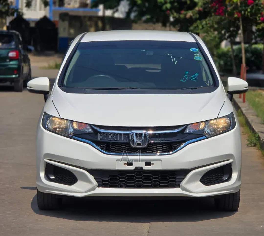 Honda Fit 2019 Pearl