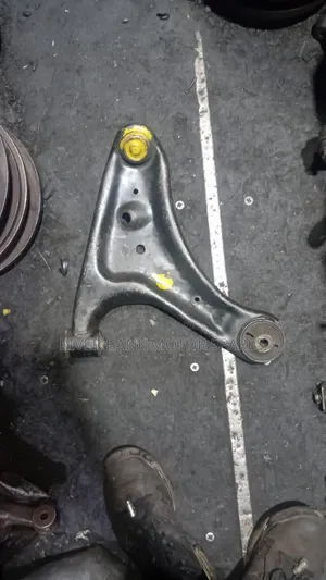 Toyota Rush 2012 Front Arm