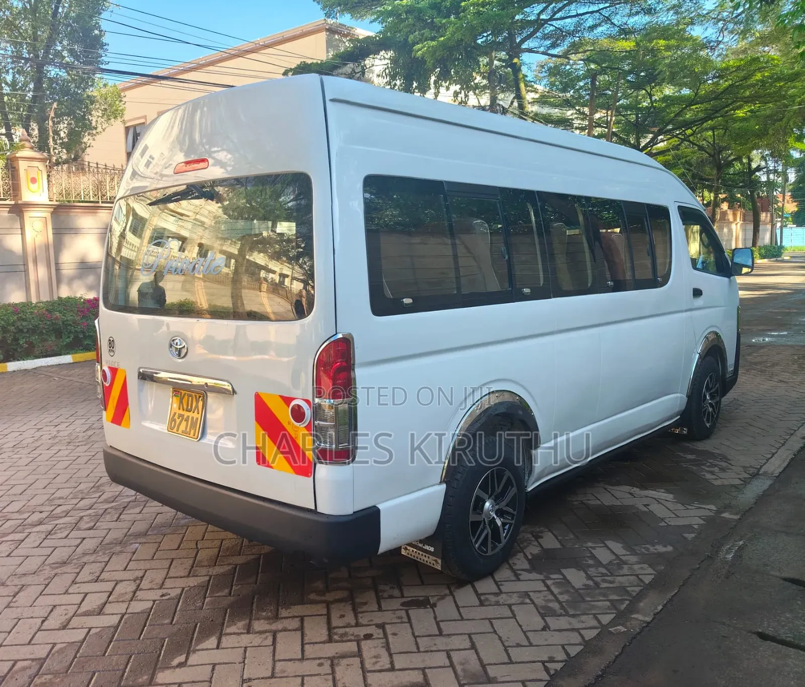 Toyota HiAce 2019 White