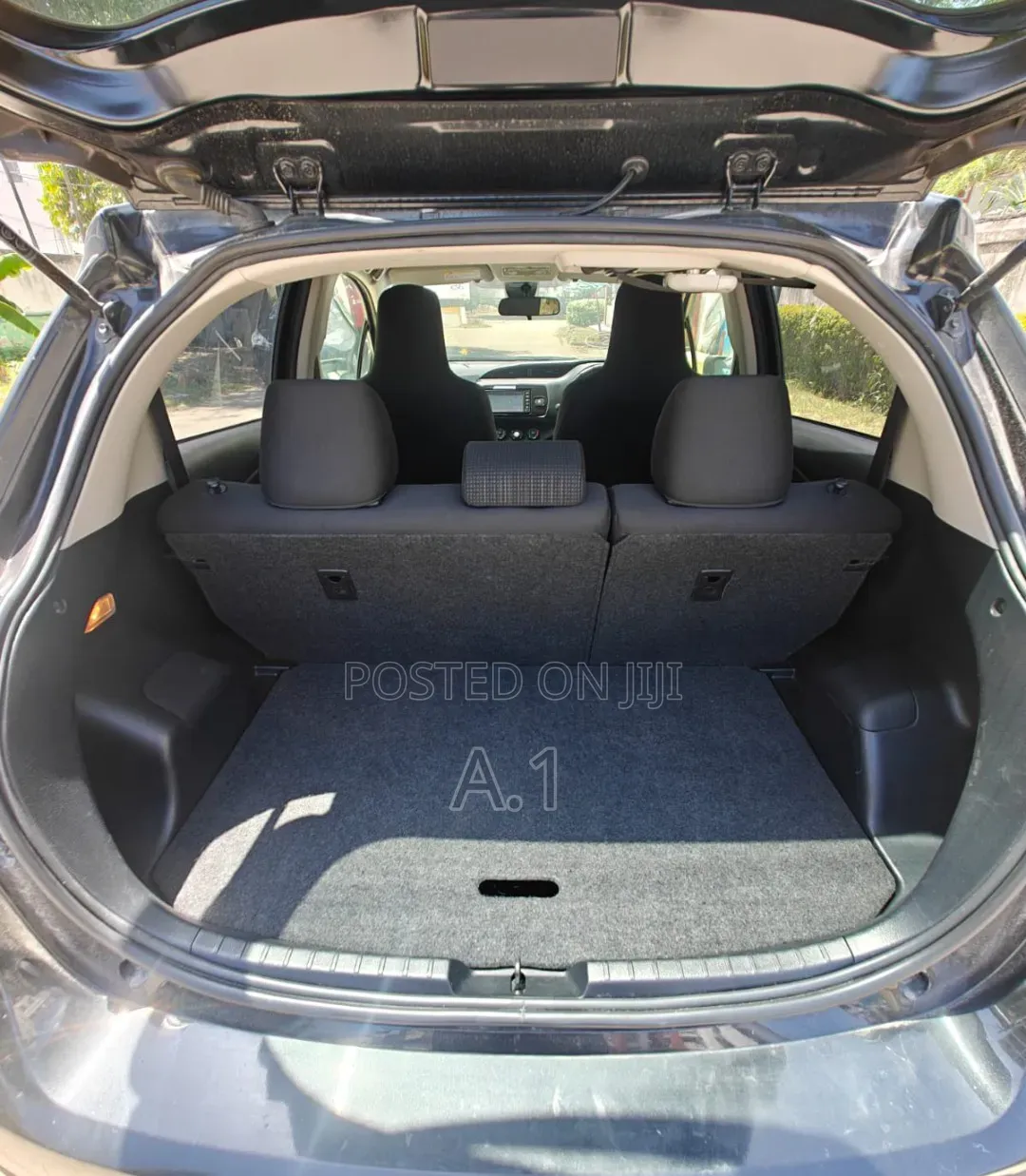 Toyota Vitz 1.3 FWD 5dr 2019 Black
