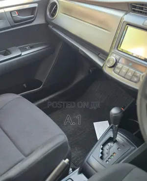 Toyota Axio 1.5 Hybrid G 2WD 2019 Off white