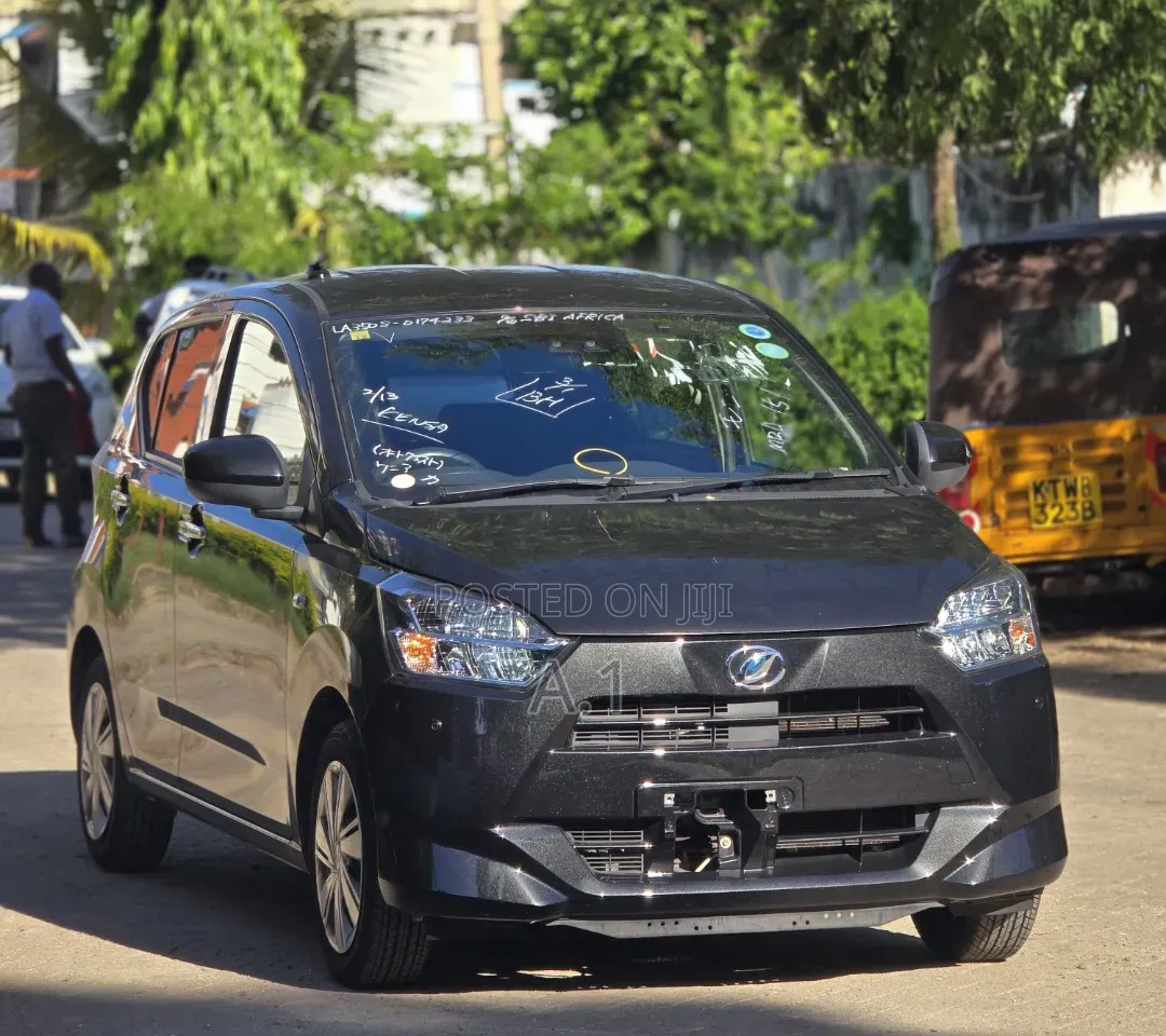 Daihatsu Mira 2019 Black