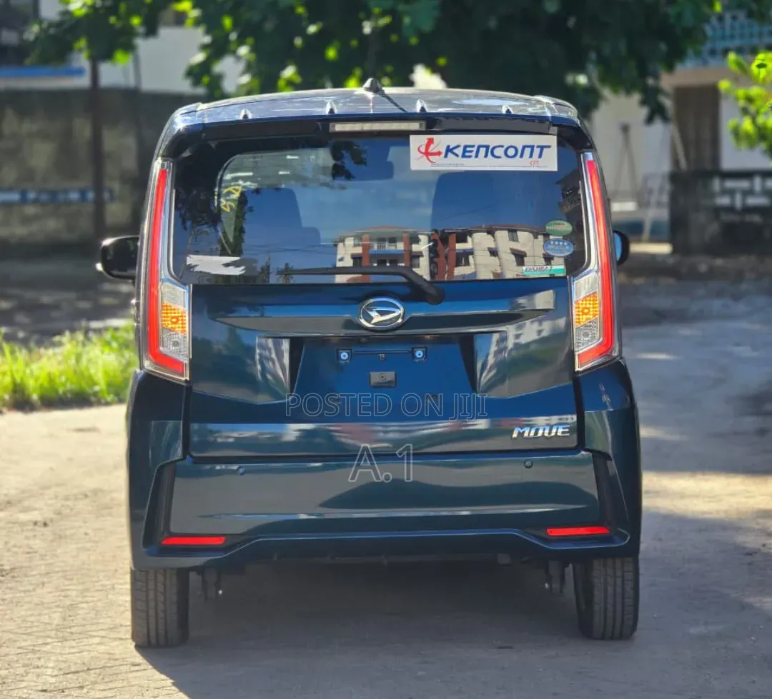 Daihatsu Move 2019 Blue