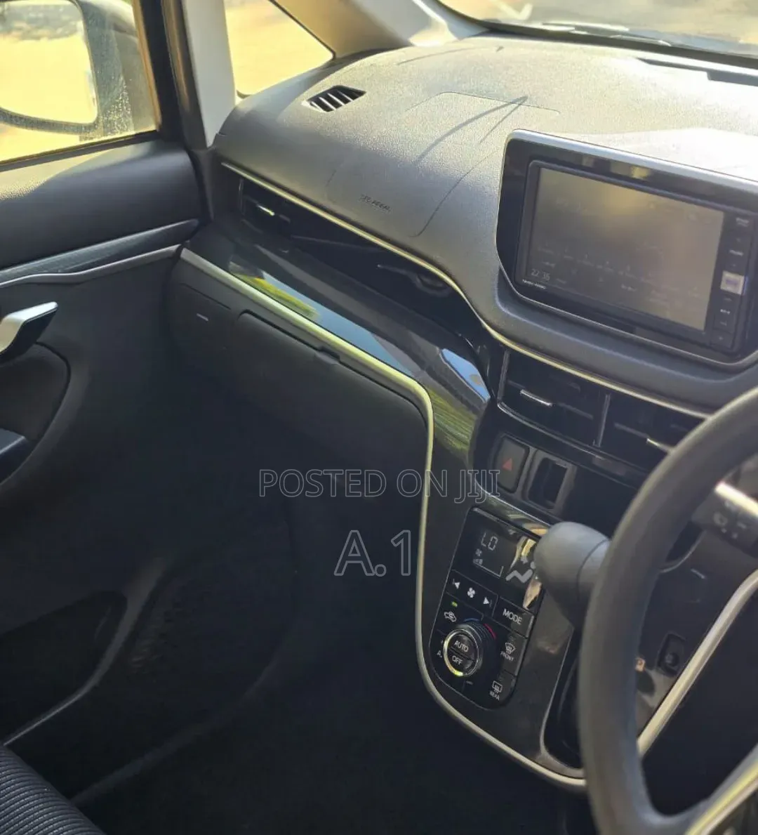 Daihatsu Move 2019 Blue